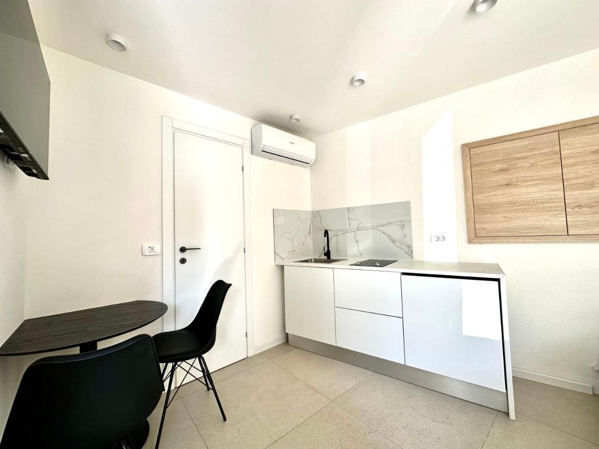 Damir Skomina Apartments Koper Exterior photo